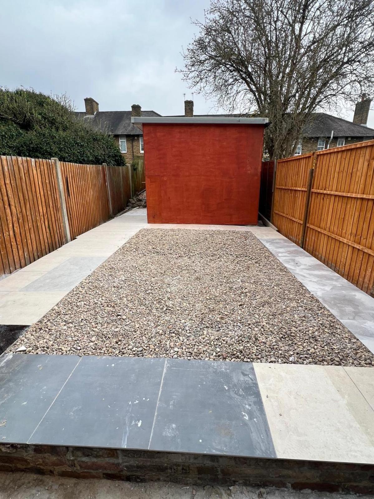 Good Priced Single In East Acton Affittacamere Londra